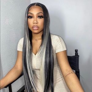 Meet your Posher, Mia